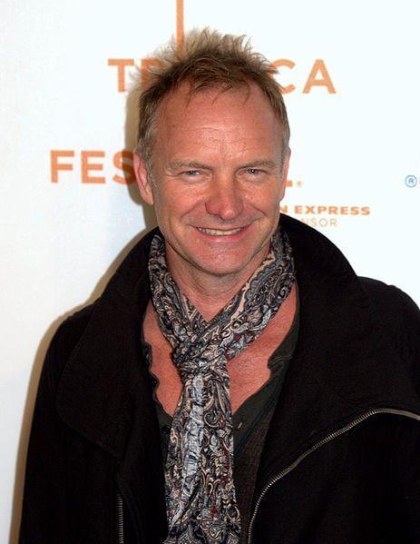 463px-Sting_2009_portrait.jpg