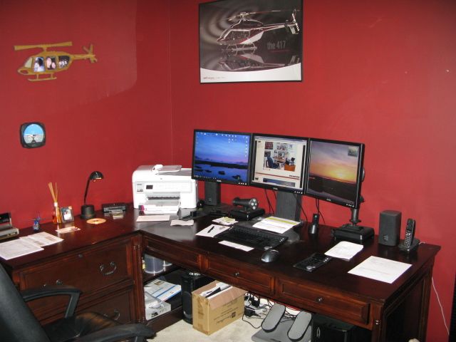 currentdesk.jpg