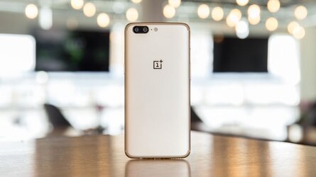 oneplus-5-soft-gold.jpg