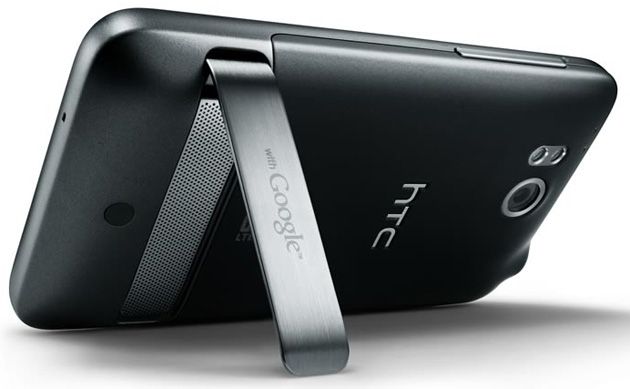 htc-thunderbolt-sexy-kickstand.jpg